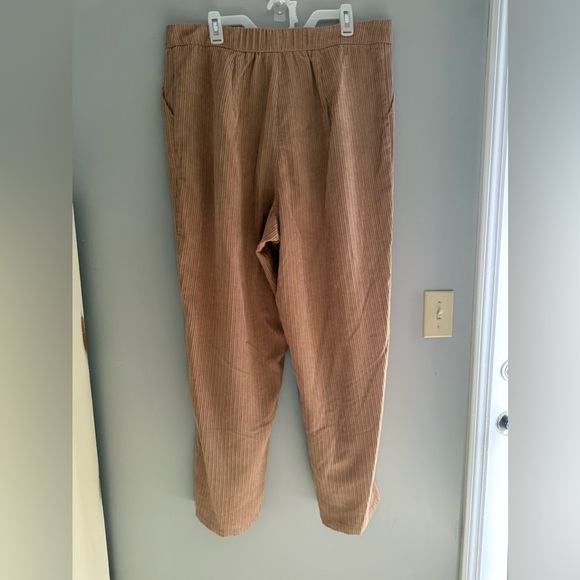 And Now This Womens Brown Corduroy Trousers 16W Straight Leg Mid Rise Pockets - Picture 5 of 9